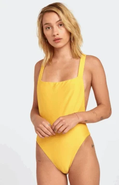RVCA BODEGA ONE PIECE (X1141RBO-HON) -Azure Muse Store BODEGA ONE PIECE S 4 07548.1613522282