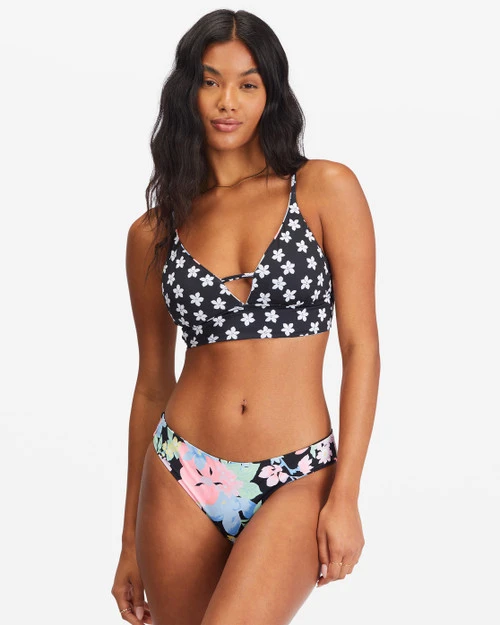 BILLABONG WOMEN'S FEELIN TROPICAL RV V NECK CAMI TOP 3 BILLABONG WOMEN'S FEELIN TROPICAL RV V NECK CAMI TOP