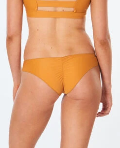 RIP CURL CLASSIC SURF ECO CHEEKY BIKINI BOTTOM (EX) -Azure Muse Store fudh3sahtrsdu65wqj1c 20061.1697645981